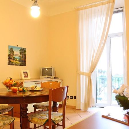 House Betty By Holiday World Albisola Superiore Buitenkant foto