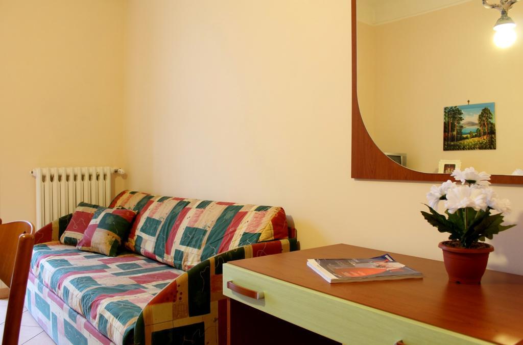 House Betty By Holiday World Albisola Superiore Buitenkant foto