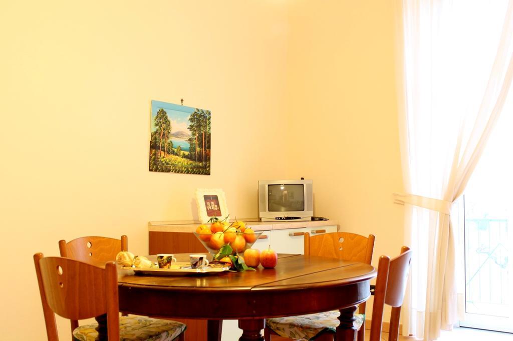 House Betty By Holiday World Albisola Superiore Buitenkant foto